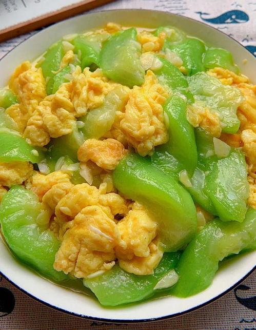 吃瓜头像大人图片,揭秘吃瓜头像背后的故事