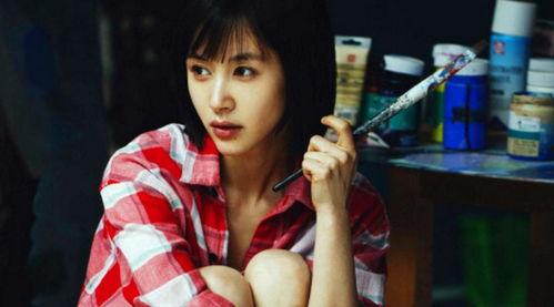 呆瓜吃瓜张玉无房女配,张玉无房女配的逆袭之路