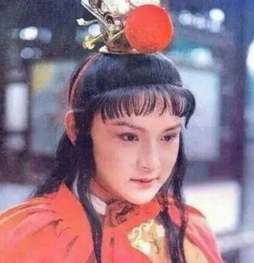 贾宝玉每日吃瓜,贾宝玉的日常美食生活