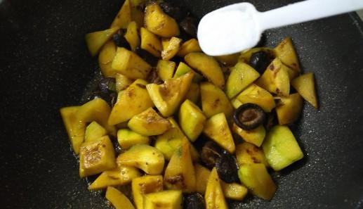 香菇和瓜能不能一起吃,营养互补还是相克之谜？