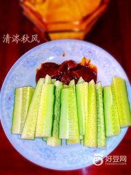 半夜吃黃瓜蘸醬,解馋又健康的午夜美食之旅